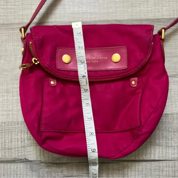 MARC JACOBS Preppy Nylon Mini Natasha Crossbody Bag Pink Magenta - Picture 14 of 16